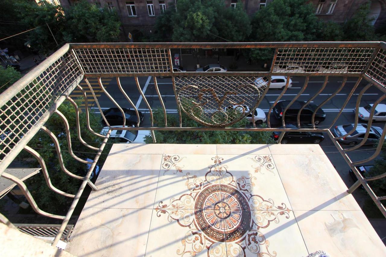 Amiryan Street 1 Bedroom Deluxe Apartment With Balcony Am104 Ereván Exterior foto